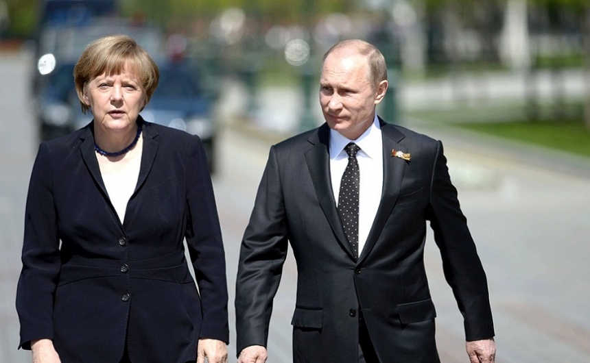 Путин и Меркель предпочли разобраться с Украиной до европейской ночи