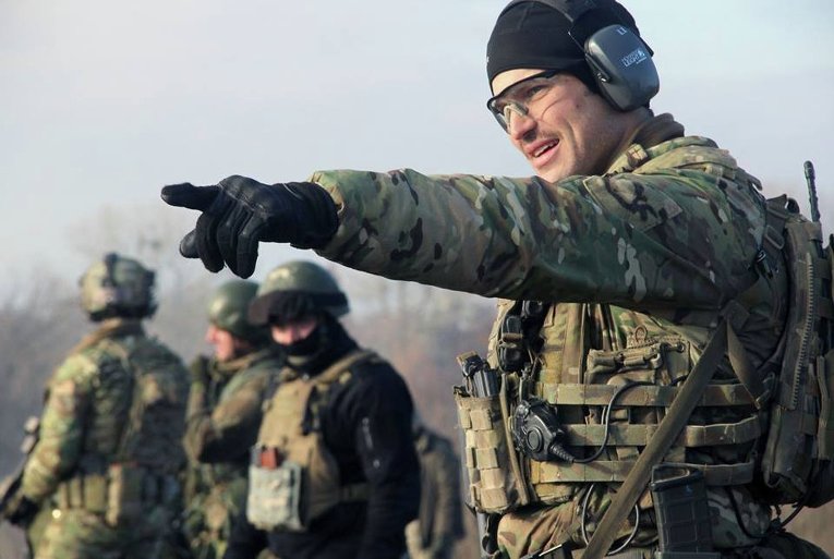 Инструкторы США учат «нацармейцев» убивать молдаван