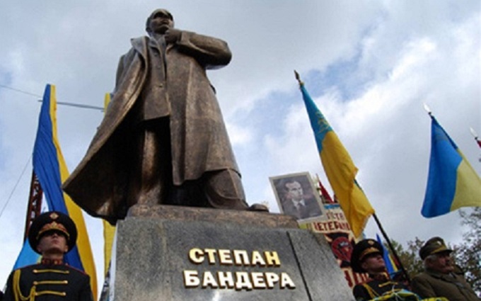 Бандеризация не прошла. Украинцы требуют вернуть Московский проспект