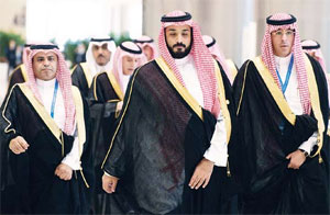 Зачем Королевство Саудовская Аравия  идет по миру?