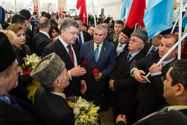 Меджлис и Порошенко травят байки про крымско-татарский бойкот выборов