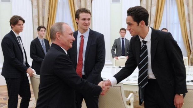 Встреча британских студентов с Путиным вызвала в Британии панику