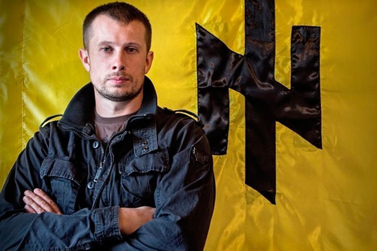 Новый претендент на роль украинского фюрера создаёт нацистскую партию