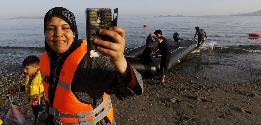 Европа возмущена: беженцы отдыхают в тех странах, откуда ранее бежали