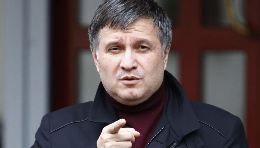 Аваков предложил ввести презумпцию правоты полицейских