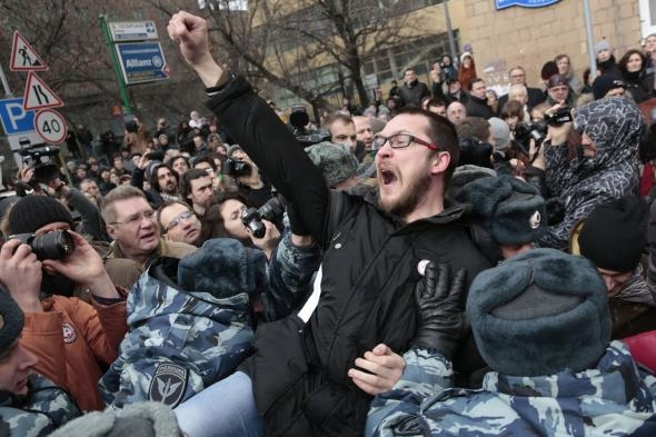 Альянс нацистов и либералов из ПАРНАС готовит кровавый майдан в Москве