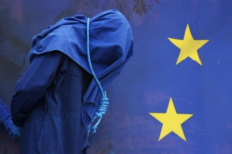 Европейская грызня: ЕС уже развалился, хоть никто и не заметил
