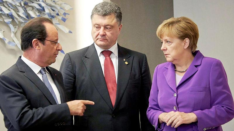 Порошенко для Меркель с Олландом — «штрафная рота» Порошенко для Меркель с Олландом — «штрафная рота»