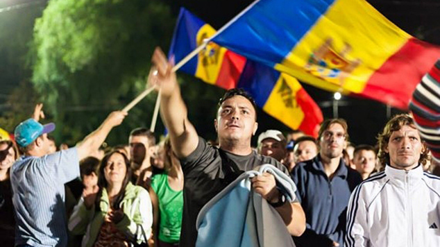 Молдавский предвыборный компас – стрелки показывают и на Запад, и на Восток