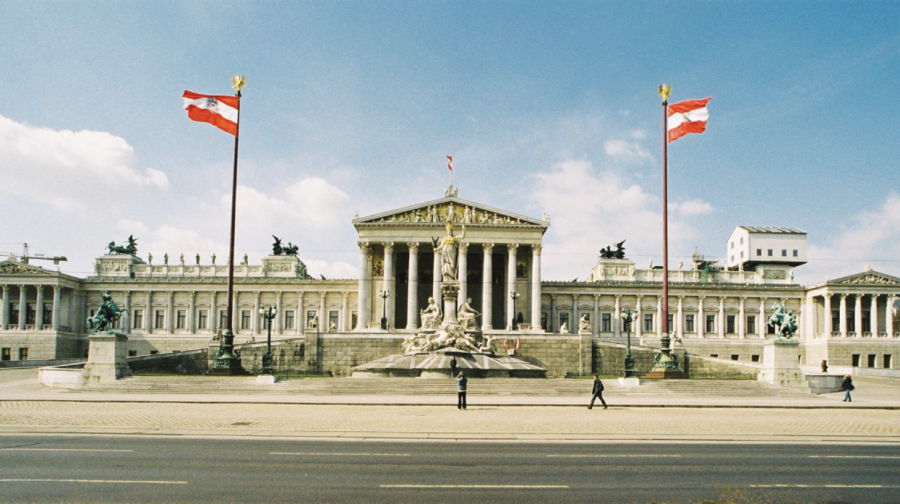 Австрия в скором времени может снять санкции