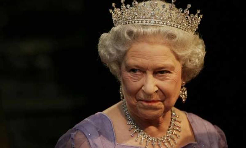 Теперь мы видели все: украинский посол учил жизни королеву Елизавету II