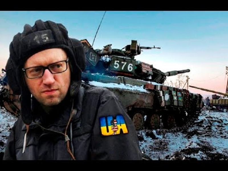 Яценюк остановил русские танки — "ватники"  ударили по его рейтингу