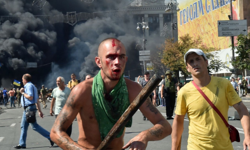 Бывший активист Майдана Роман Доник призвал украинцев к свержению власти
