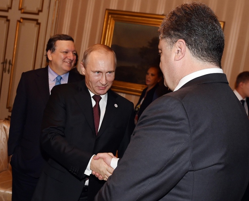 Порошенко забыл главное: СМИ указали на ошибку в разговорах с Путиным Порошенко забыл главное: СМИ указали на ошибку в разговорах с Путиным