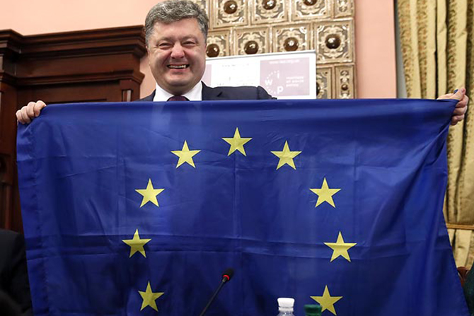Порошенко рассказал, когда Украина получит безвизовый режим с ЕС