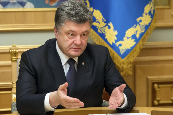 Порошенко назвал два условия для проведения выборов в Донбассе