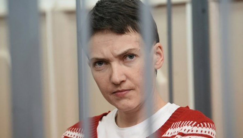 Летчица-залетчица: за Савченко взялась военная прокуратура