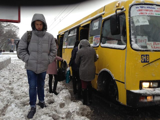 УкроСМИ: Организатор Майдана 3.0 Путин завалил Киев снегом