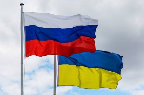 Украина требует от России гасить украинские долги