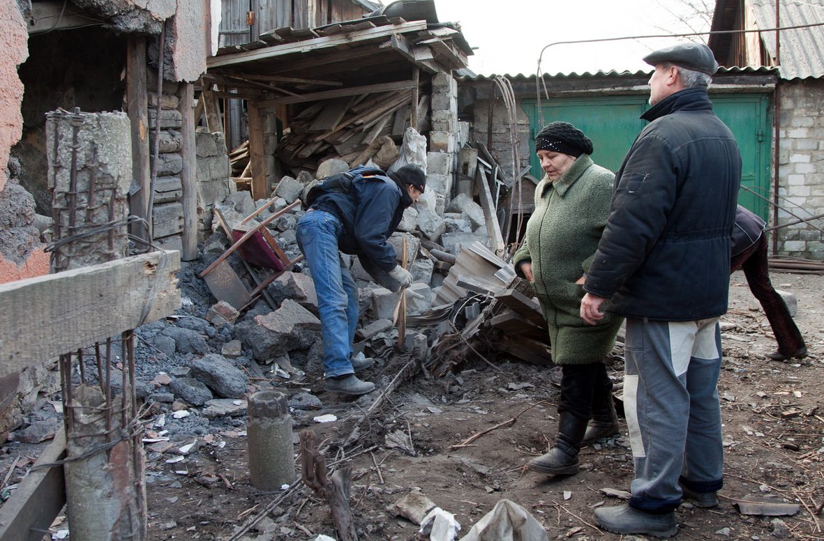 Военная обстановка в ЛНР накаляется, страдают мирные жители