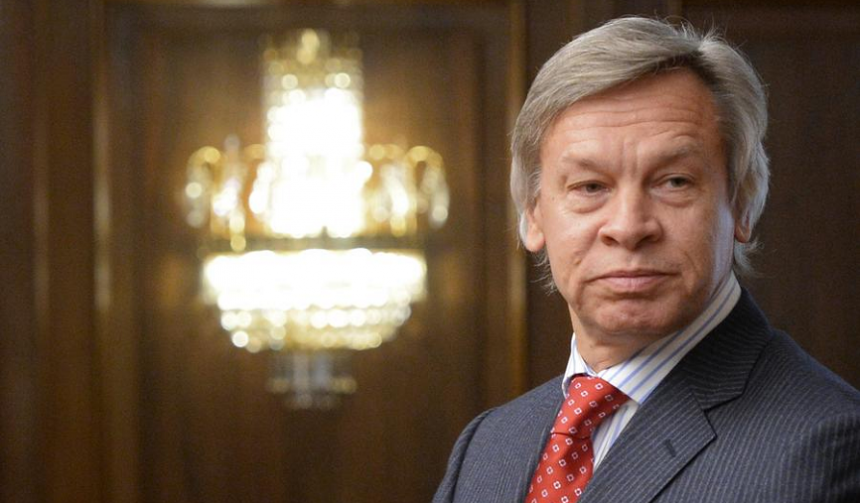 Пушков иронично объяснил причины обращения Порошенко к Трампу Пушков иронично объяснил причины обращения Порошенко к Трампу