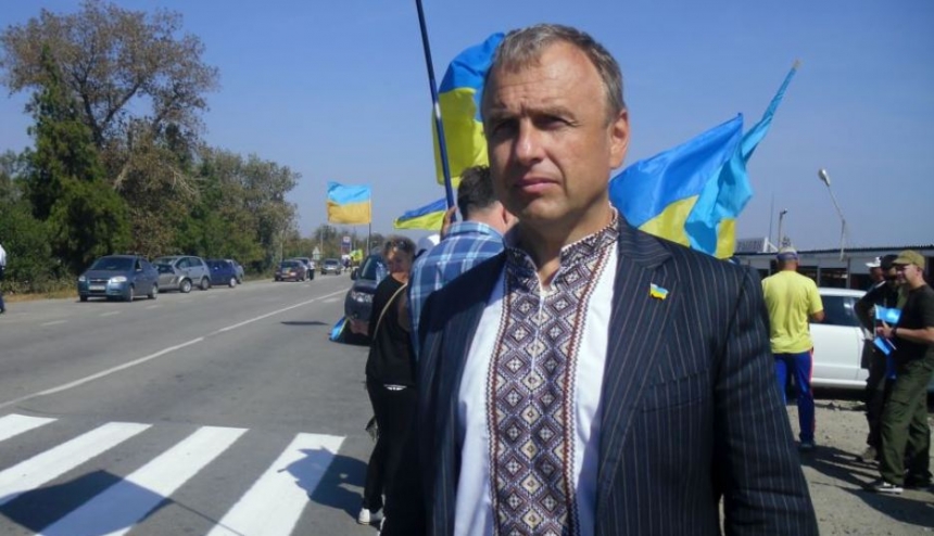 Украинский депутат возмолил Россию о помощи, не забыв оскорбить Путина Украинский депутат возмолил Россию о помощи, не забыв оскорбить Путина