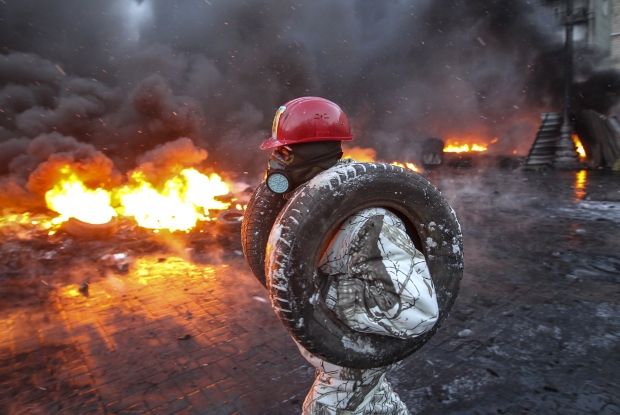 На Украине запахло жареным: разъяренные майдауны снова разжигают покрышки На Украине запахло жареным: разъяренные майдауны снова разжигают покрышки
