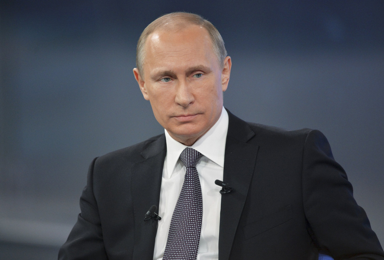 Путин: мы наблюдаем деградацию представлений о демократии на Западе