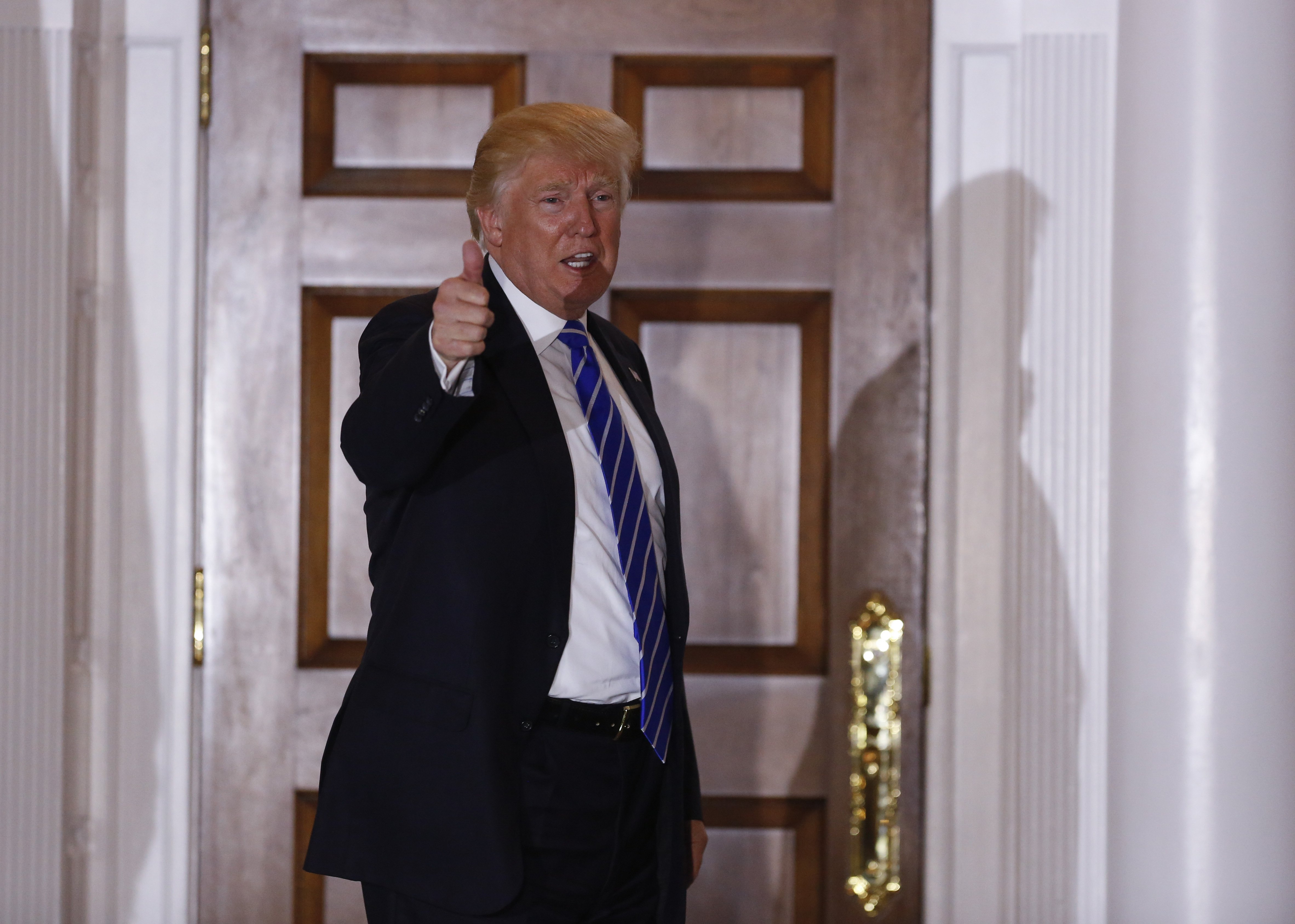 «Перезагрузку» на свалку истории: Трамп не хочет устраивать шоу с кнопкой «Перезагрузку» на свалку истории: Трамп не хочет устраивать шоу с кнопкой