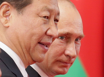 Америку Трампа усмирят Россия и Китай