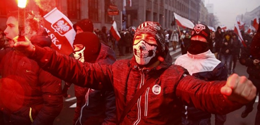 Киев резко отреагировал на антиукраинский митинг националистов в Варшаве Киев резко отреагировал на антиукраинский митинг националистов в Варшаве