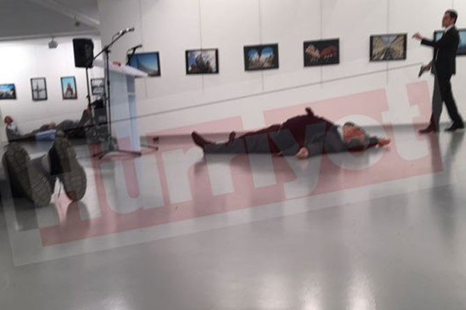 Убийство Карлова – «ответ» на провал 150 офицеров спецназа в Алеппо? Убийство Карлова – «ответ» на провал 150 офицеров спецназа в Алеппо?