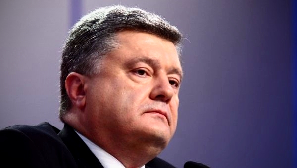 Порошенко «слили»: бывшие «друзья» захватывают власть