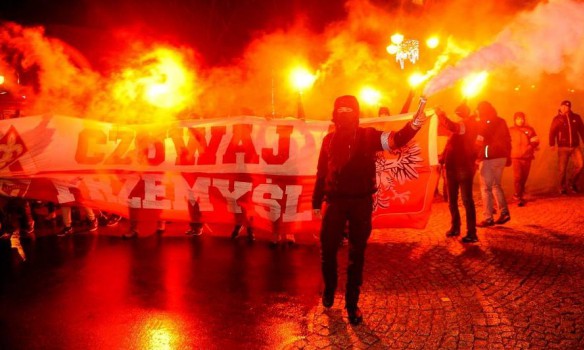 Украина Майдана подстелилась под польских расистов