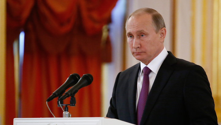 Guardian: Путин - диктатор и настоящий "Человек года" Guardian: Путин - диктатор и настоящий "Человек года"