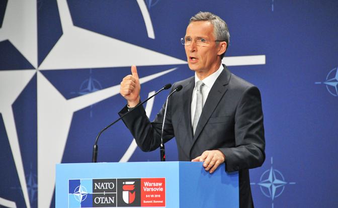 Генсек НАТО Столтенберг переживает за Сирию