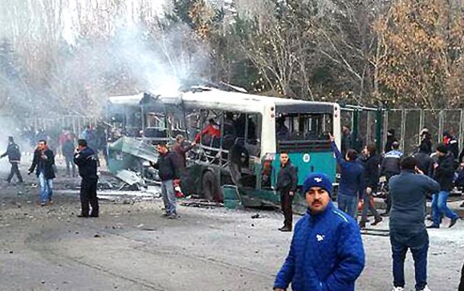 Турция в огне: три взрыва за один день