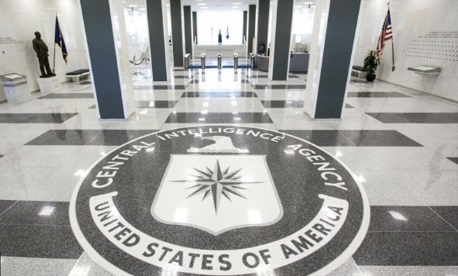 Российские хакеры раскололи разведку США на два лагеря Российские хакеры раскололи разведку США на два лагеря