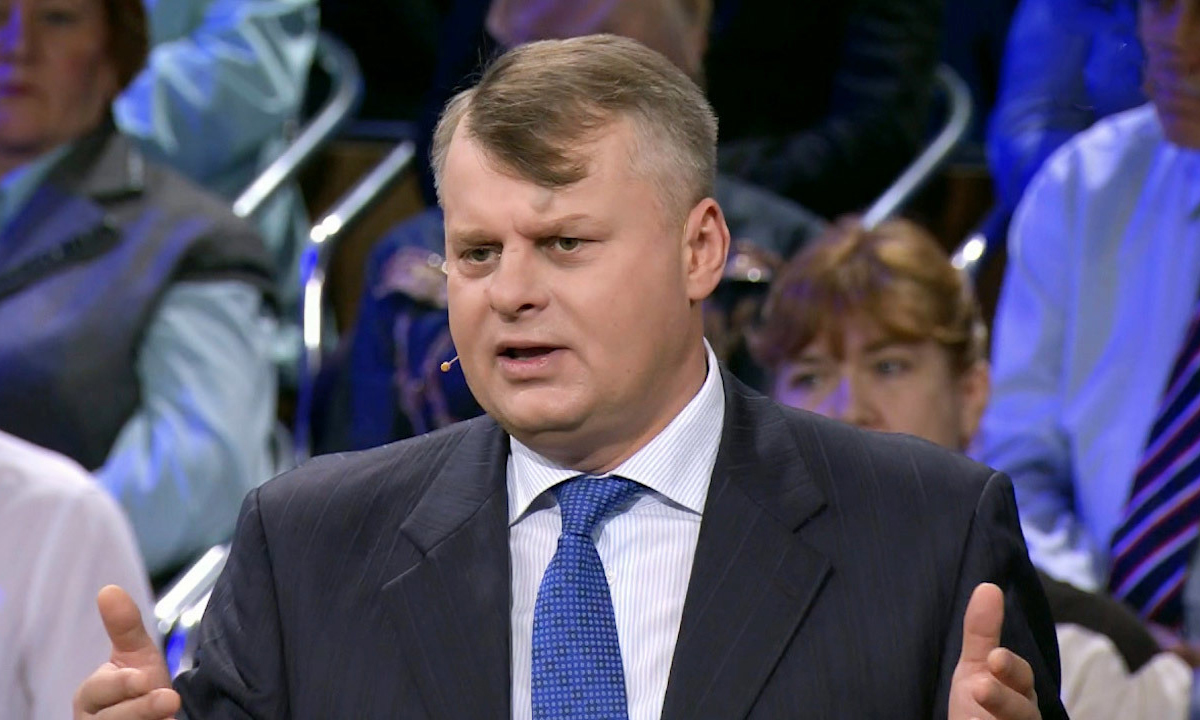 Украинского дипломата Трюхана вывели из студии 1 канала за плохое поведение