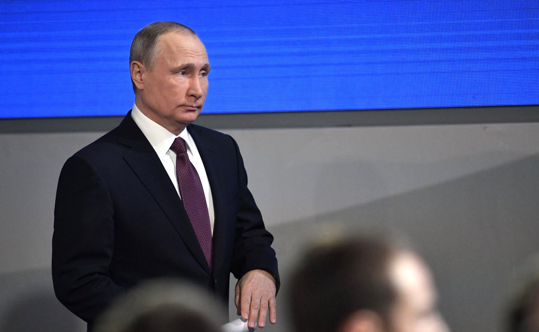 Путин послал разные сигналы Европе и США Путин послал разные сигналы Европе и США