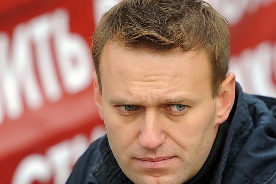 За Навальным пришли судебные приставы
