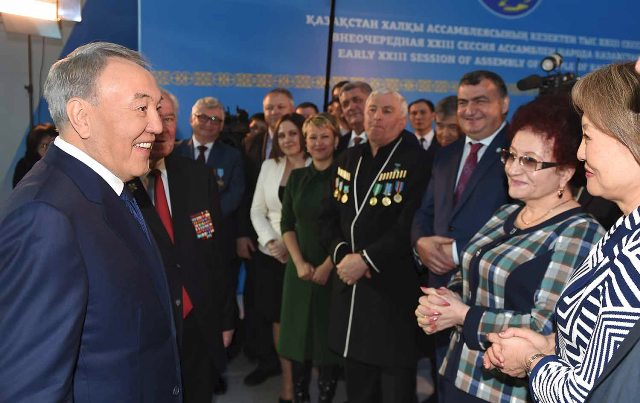 В политическую модель Казахстана интегрируют систему сдержек и противовесов