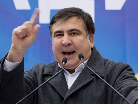 Инородное тело: Саакашвили хочет остаться в политике за счет критики Roshen
