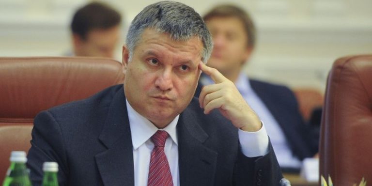 Атака на Авакова: «Дали два месяца, чтобы собрать вещи» Атака на Авакова: «Дали два месяца, чтобы собрать вещи»