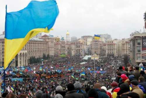 «Патриотический» беспредел на Украине: следите за руками