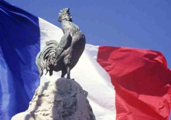Кого хотят видеть президентом армяне Франции