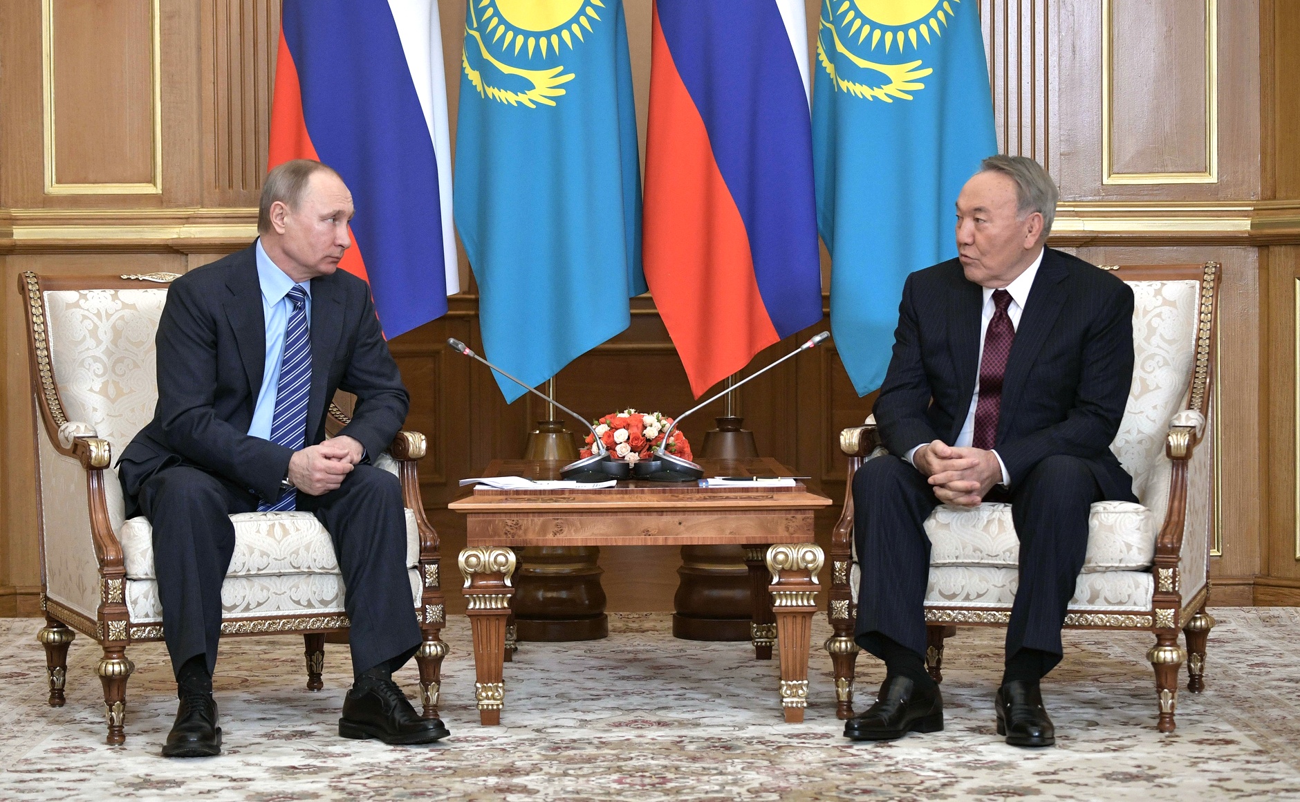 Путин поблагодарил Казахстан за Сирию
