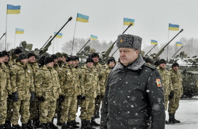 В Киеве готовят на среду военное положение в стране