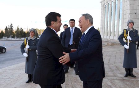 «Открыты как чистый лист». К итогам визита президента Мирзиёева в Казахстан