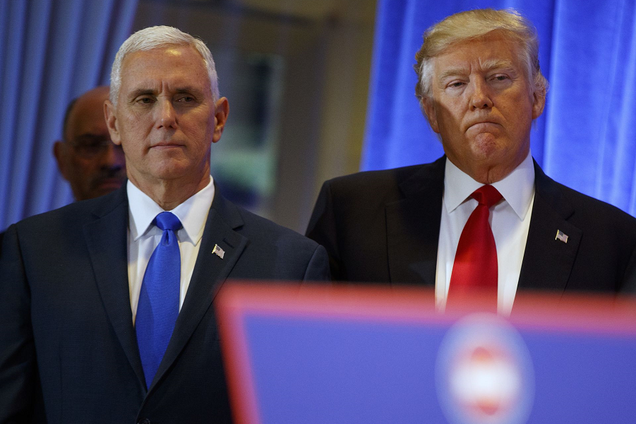 Шансы Трампа на политическое выживание повысились. Но импичмент нависает Шансы Трампа на политическое выживание повысились. Но импичмент нависает